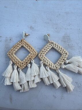 Handwoven Square Tassel Earrings — Cream